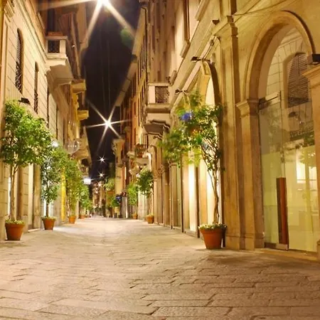 Loft House Via Della Spiga 50 Apartman Milánó